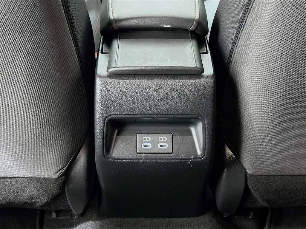 Used 2024 Toyota Corolla SE image 31