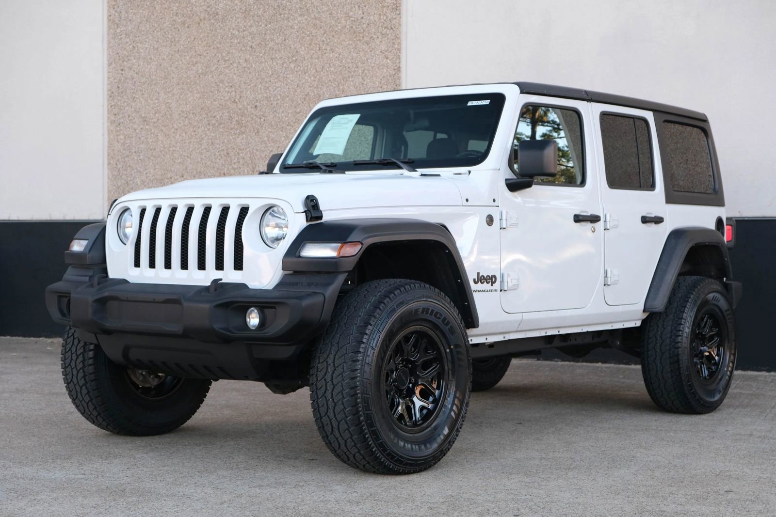 Used 2023 Jeep Wrangler Unlimited Sport image 5