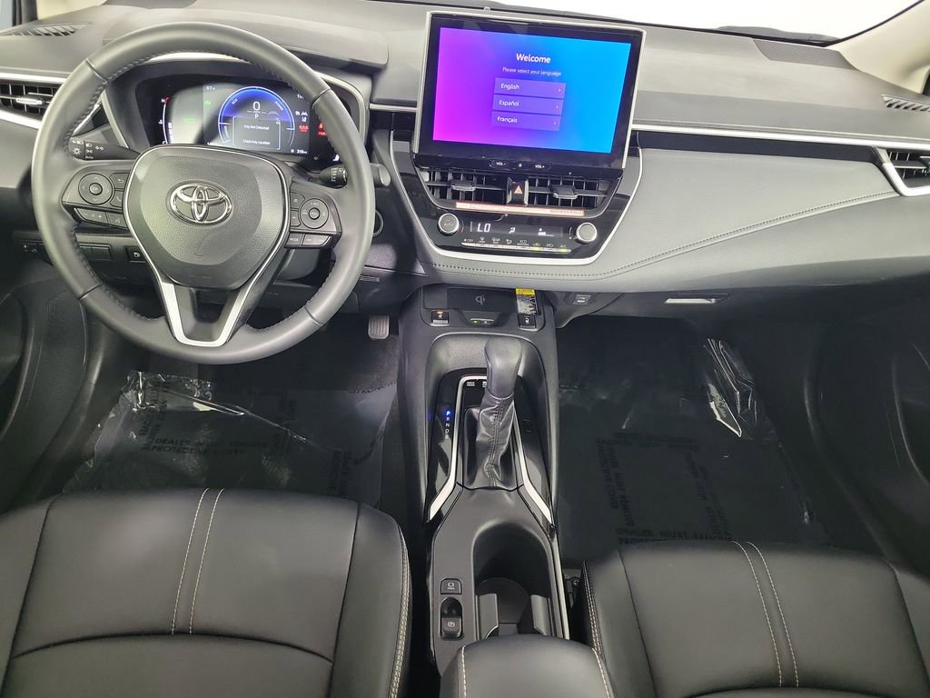 Certified 2025 Toyota Corolla XLE FWD image 27