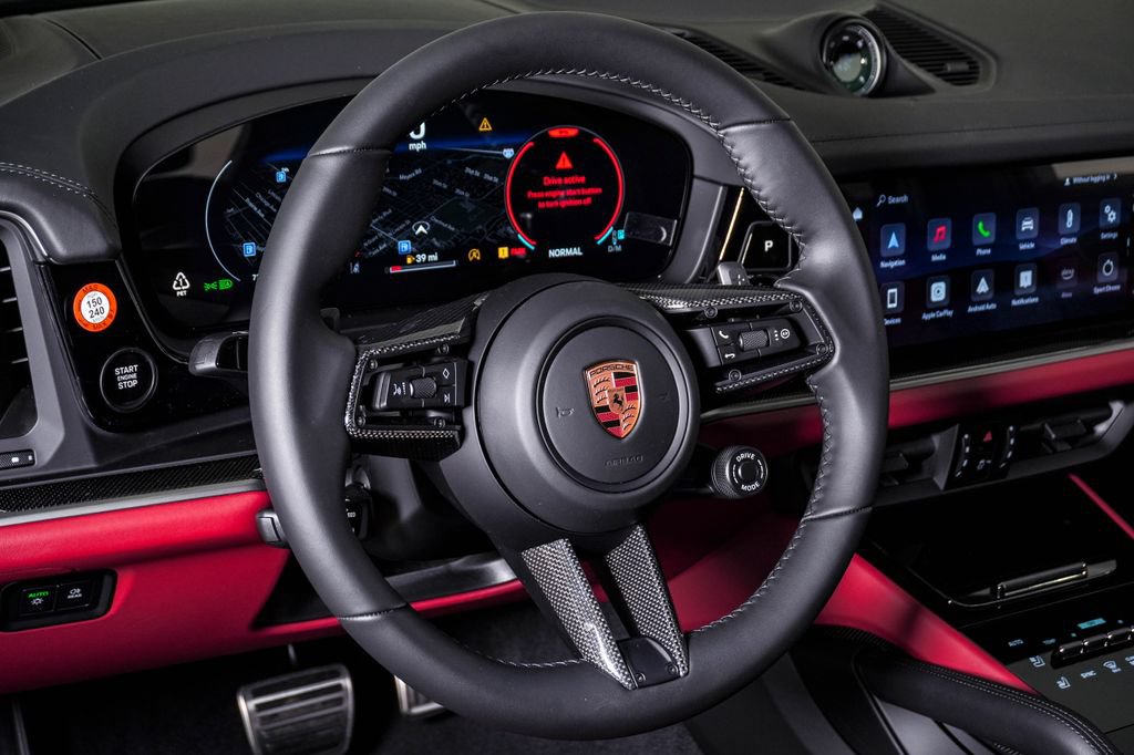 New 2026 Porsche Cayenne S AWD/4WD image 18