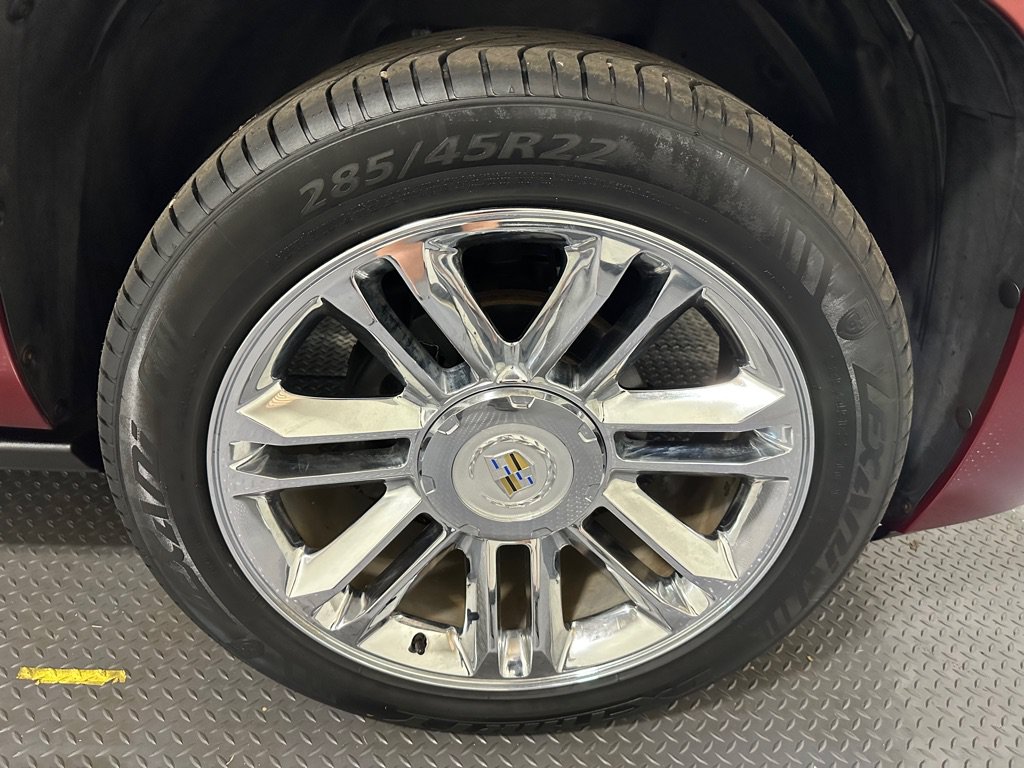 Used 2010 Cadillac Escalade Platinum AWD/4WD image 25