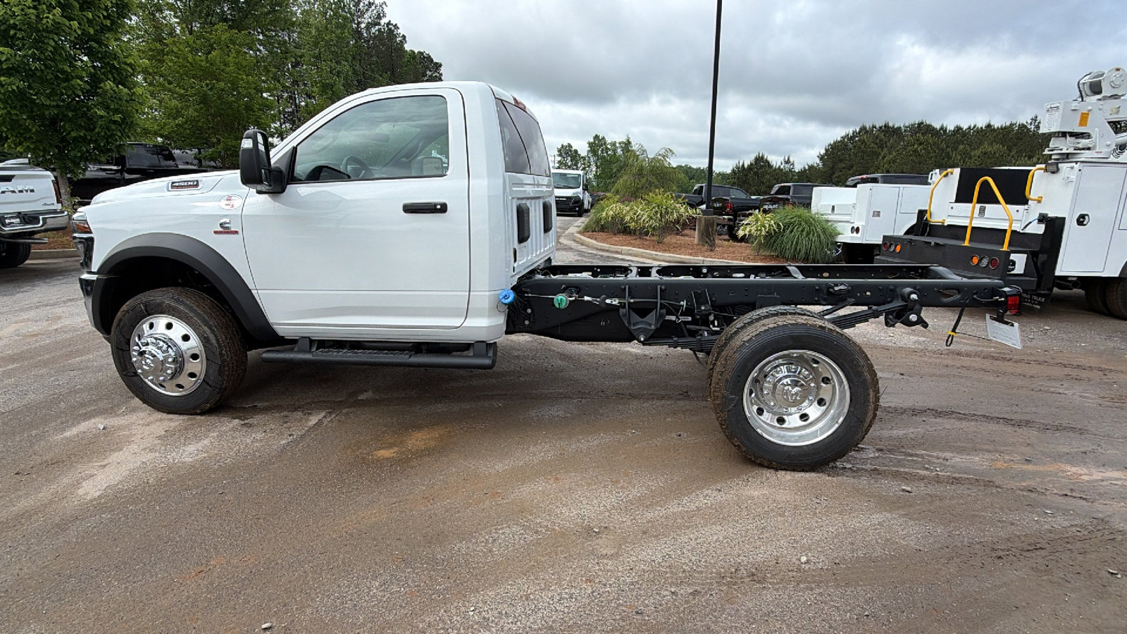 New 2026 RAM 4500 Tradesman w/ Chrome Appearance Group AWD/4WD image 11