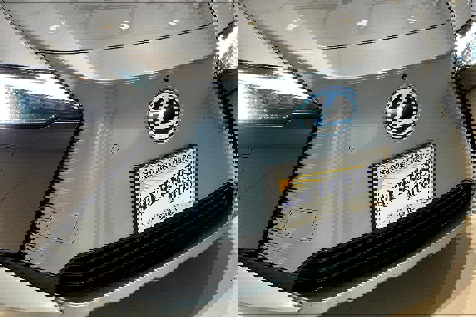 Used 2023 Lexus RZ 450e Premium w/ Technology Package image 31