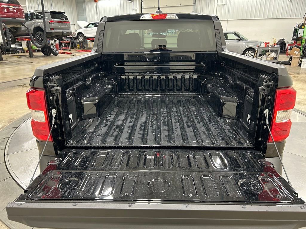 New 2025 Ford Maverick XL w/ Equipment Group 101A image 23