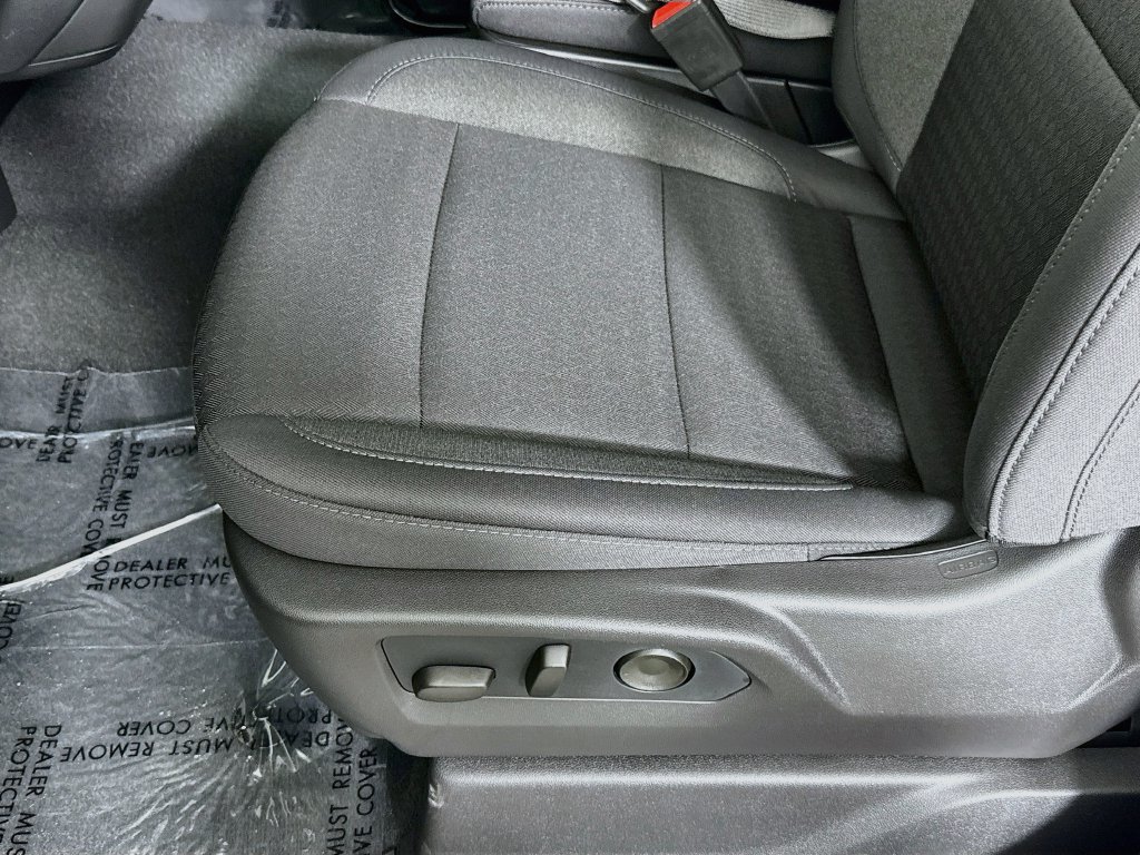 New 2026 Chevrolet Silverado 1500 Custom w/ Turbomax Blackout Package AWD/4WD image 19