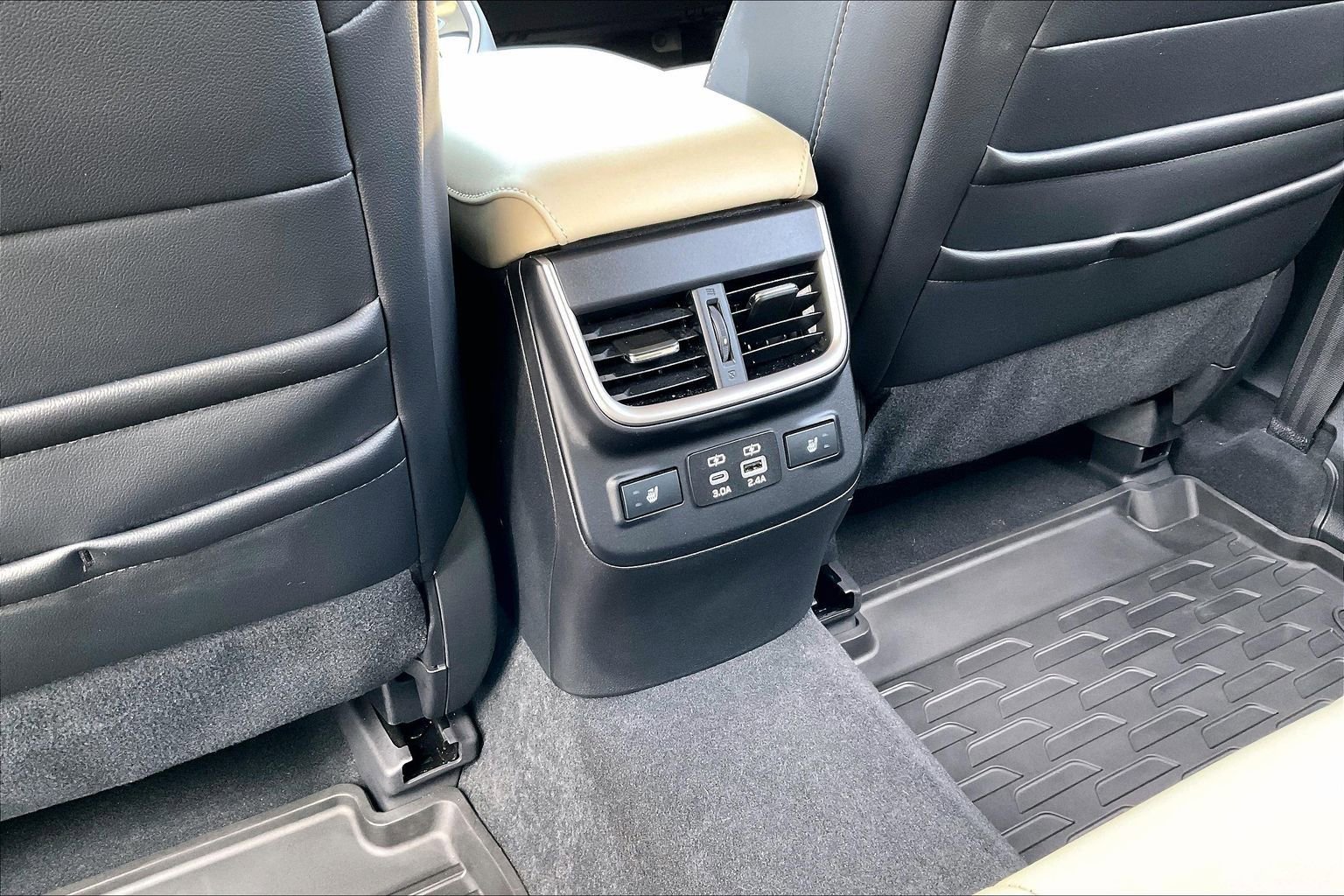 Certified 2025 Subaru Outback Limited image 24