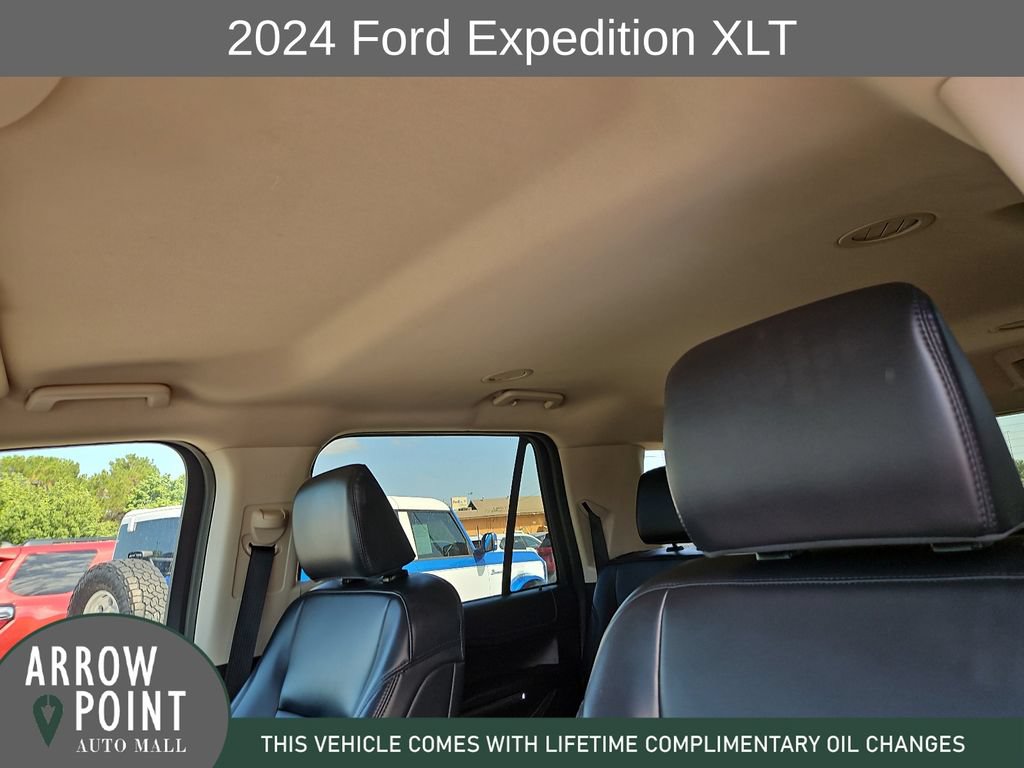 Used 2024 Ford Expedition XLT AWD/4WD image 22
