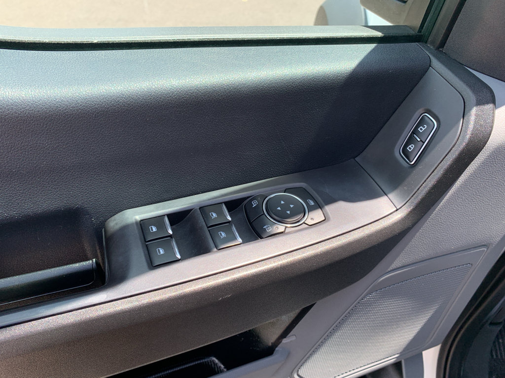 Used 2023 Ford F550 4x4 Crew Cab Super Duty image 13