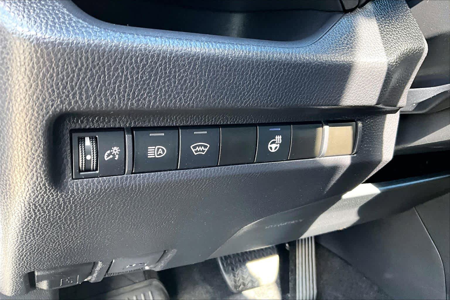Certified 2025 Toyota RAV4 XLE w/ Weather Package AWD/4WD image 32