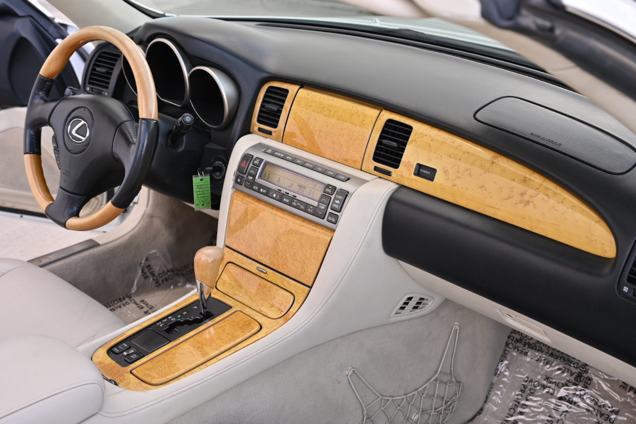 Used 2003 Lexus SC 430 Convertible RWD image 26
