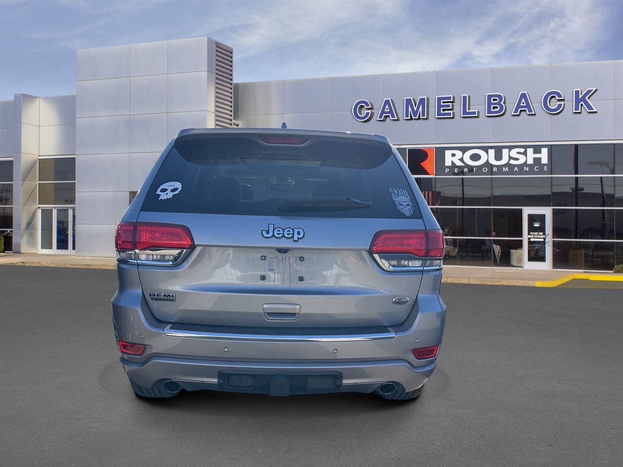 Used 2014 Jeep Grand Cherokee Overland w/ Trailer Tow Group IV RWD image 5