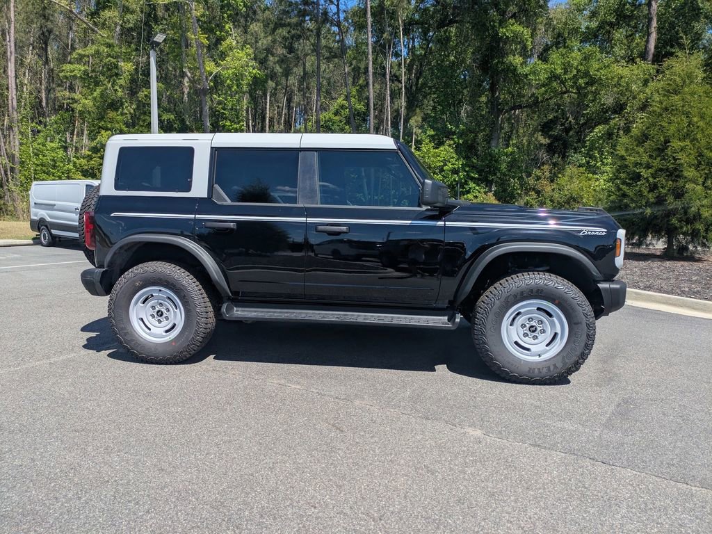 New 2026 Ford Bronco Heritage Edition image 3