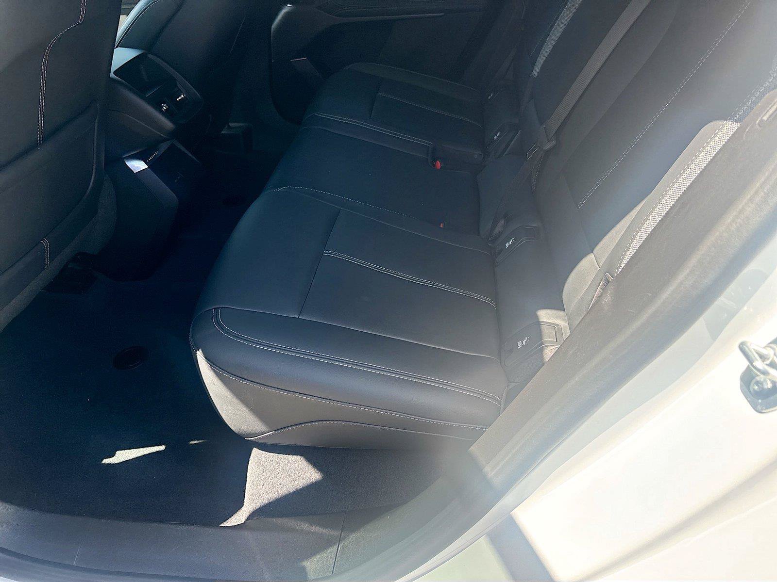 Used 2024 Cadillac Lyriq Tech RWD image 14