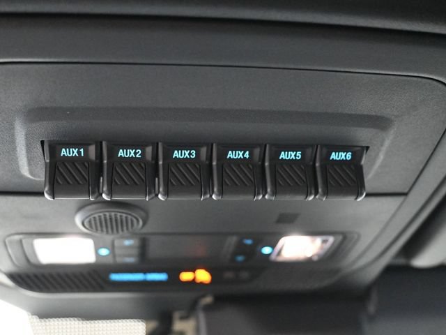 Certified 2025 Ford Bronco Heritage Edition AWD/4WD image 29