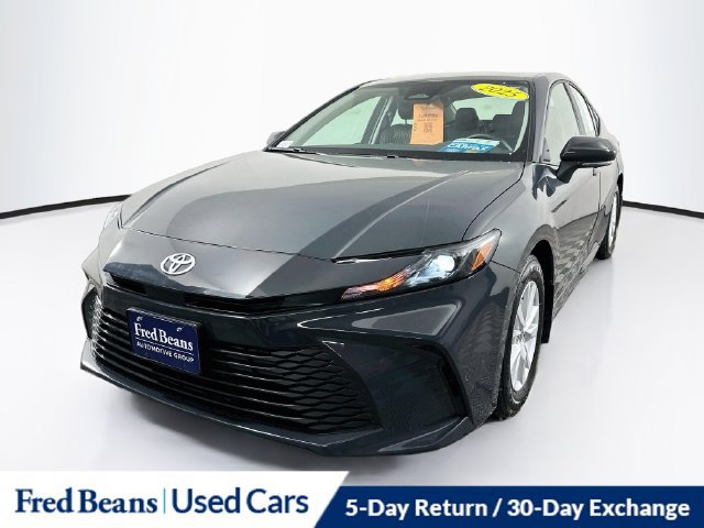 Used 2026 Toyota Camry LE w/ Convenience Package FWD image 3