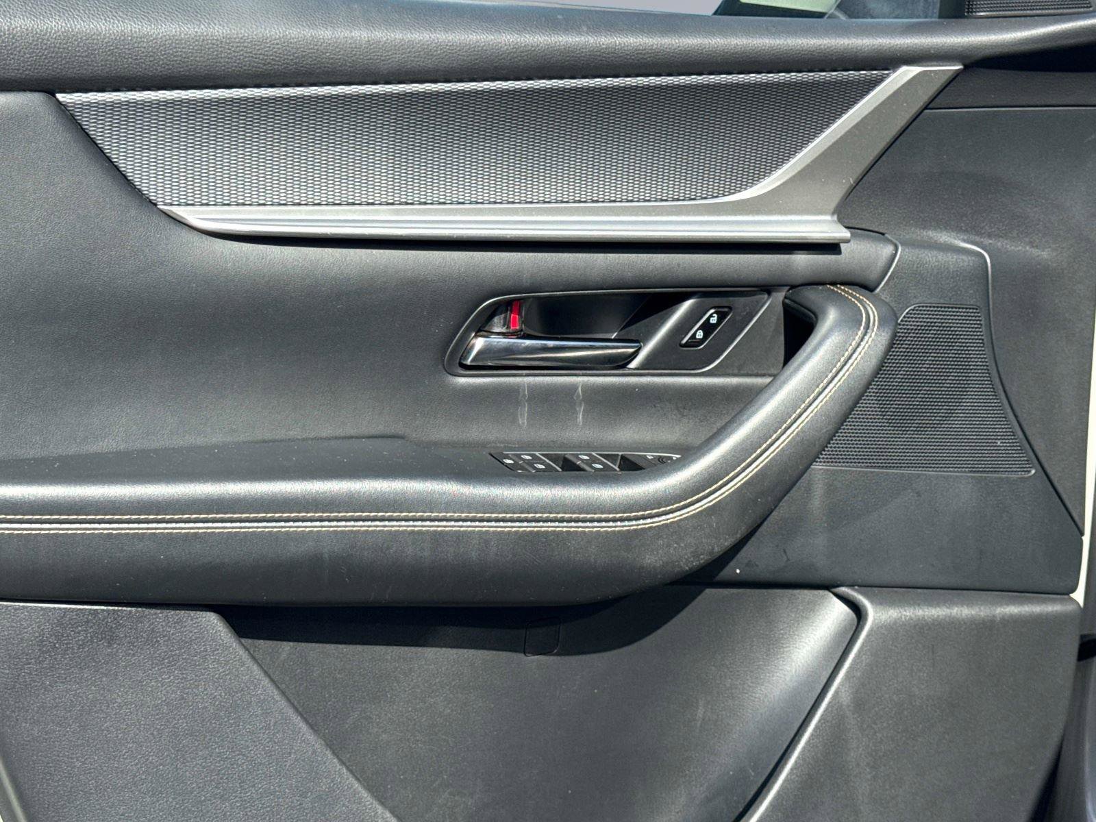 Certified 2024 MAZDA CX-90 Plug-In Hybrid w/ Preferred image 19