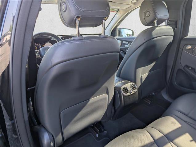 Used 2021 Mercedes-Benz GLC 300 4MATIC image 24