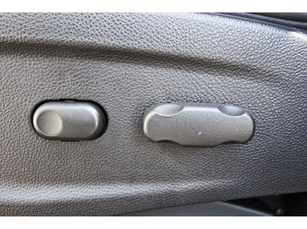 Used 2021 Buick Encore Preferred FWD image 33