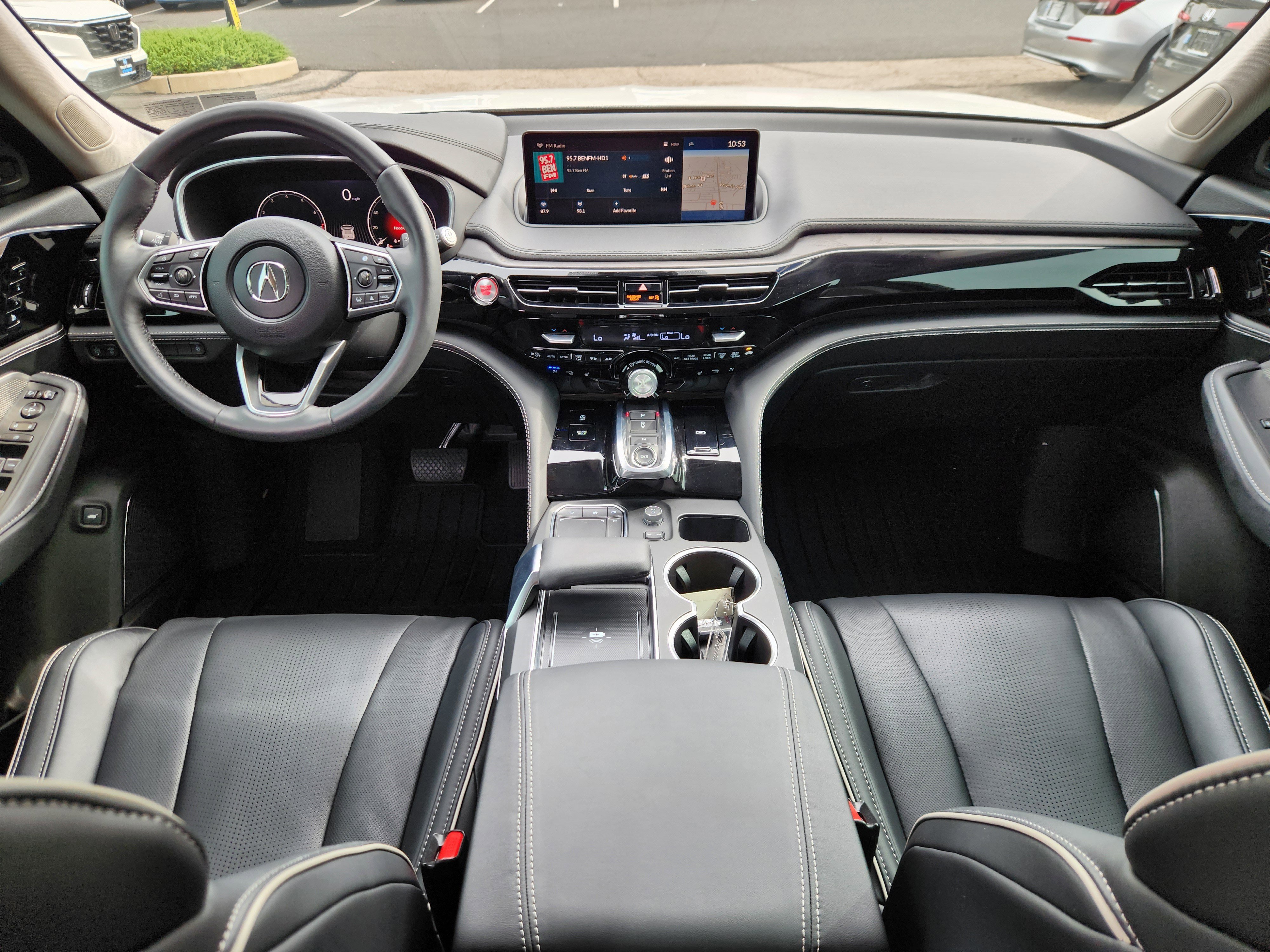 Used 2024 Acura MDX SH-AWD w/ Advance Package image 8