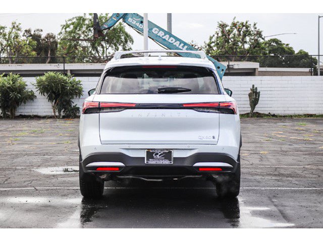 New 2027 INFINITI QX60 Luxe w/ Family Package AWD/4WD image 5