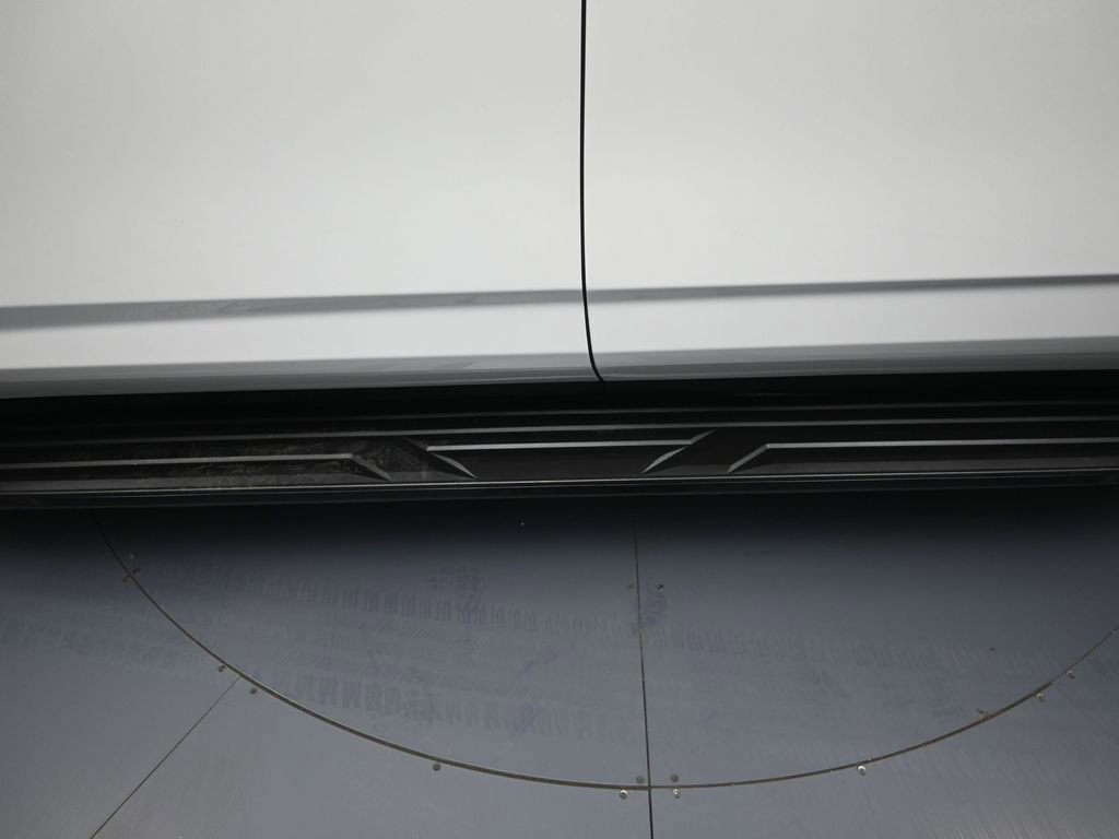 Used 2022 Chevrolet Suburban RST w/ Sport Performance Package AWD/4WD image 10