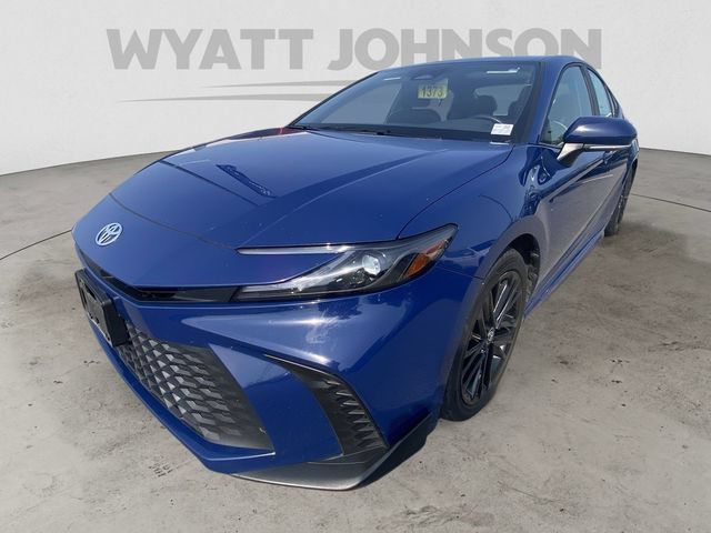 Used 2025 Toyota Camry SE