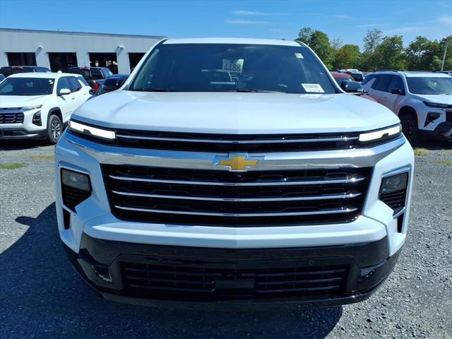 New 2026 Chevrolet Traverse High Country w/ LPO, Floor Liner Package image 2
