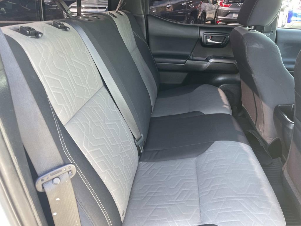 Used 2021 Toyota Tacoma TRD Off-Road w/ Technology Package image 28