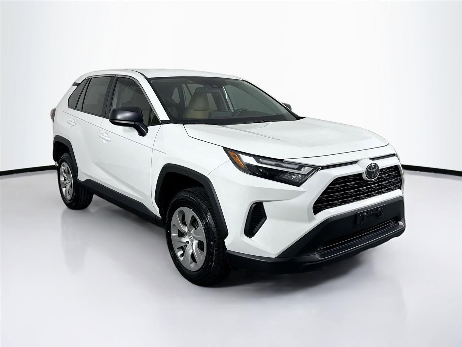 Used 2023 Toyota RAV4 LE image 9