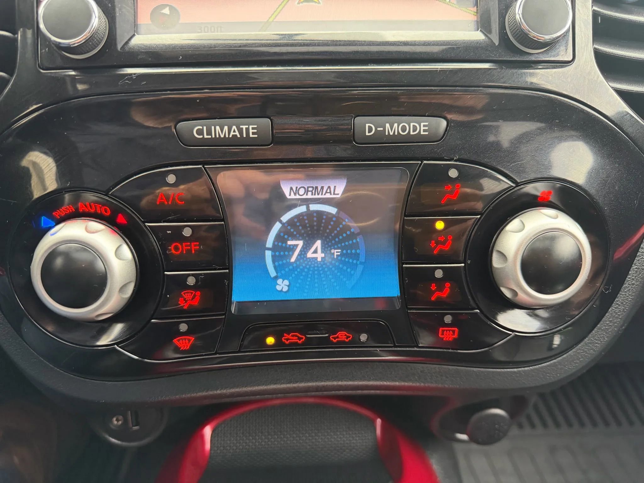 Used 2015 Nissan Juke SL image 53