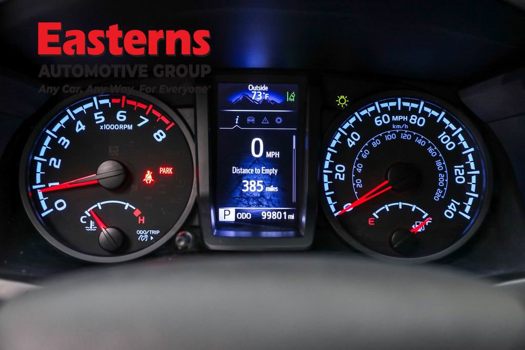 Used 2022 Toyota Tacoma SR w/ SR Convenience Package image 17