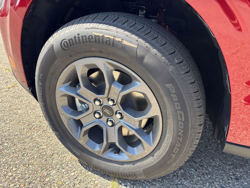 New 2025 Ford Maverick XLT w/ XLT Luxury Package image 13