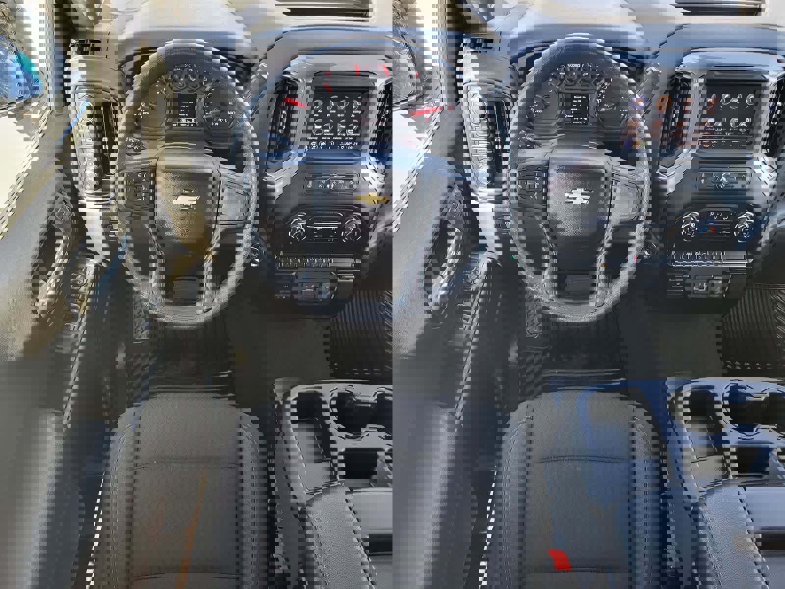 Used 2025 Chevrolet Silverado 1500 Custom image 25