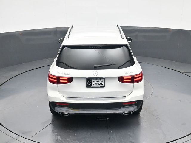 Used 2025 Mercedes-Benz GLB 250 4MATIC image 29
