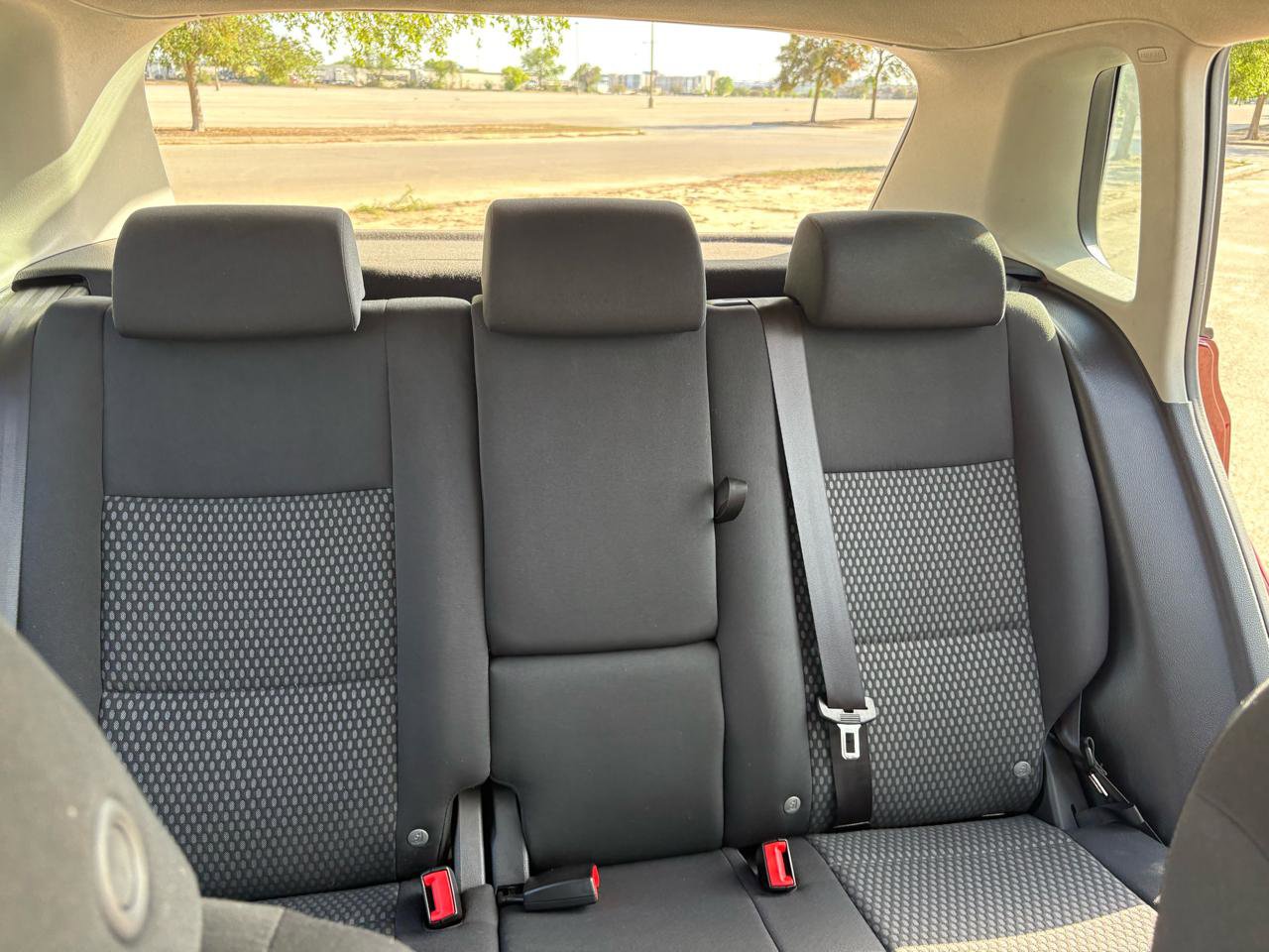 Used 2010 Volkswagen Tiguan S FWD image 30