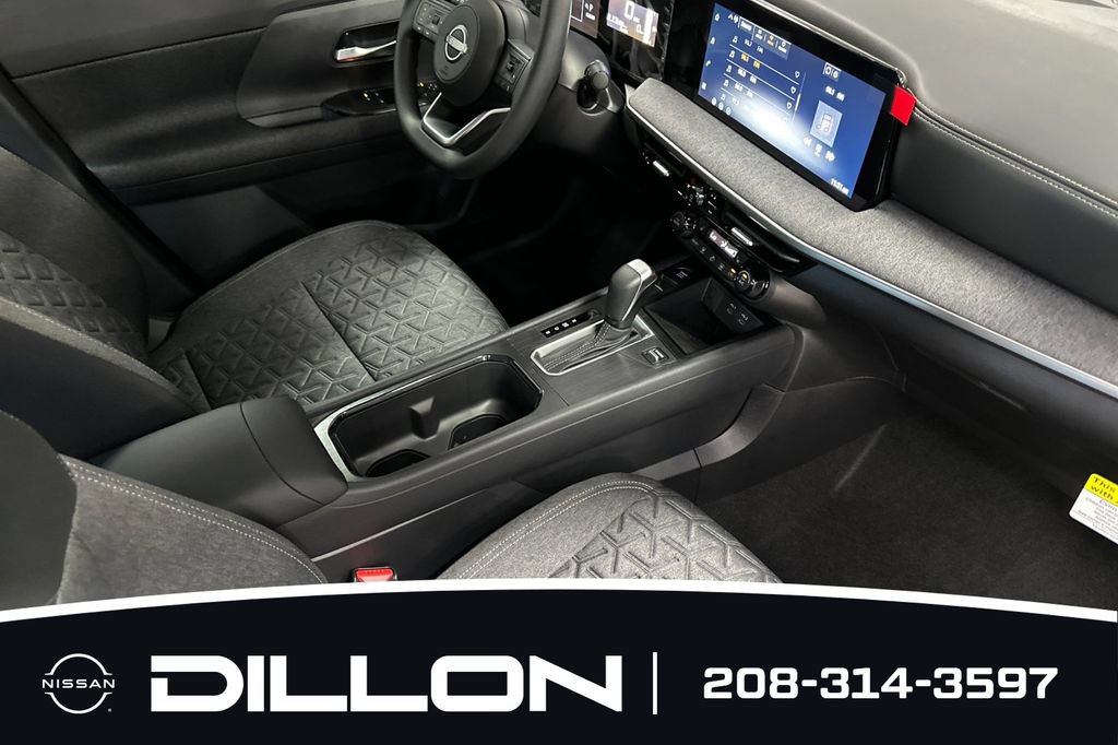 New 2026 Nissan Kicks SV w/ Cold Weather Package FWD image 17