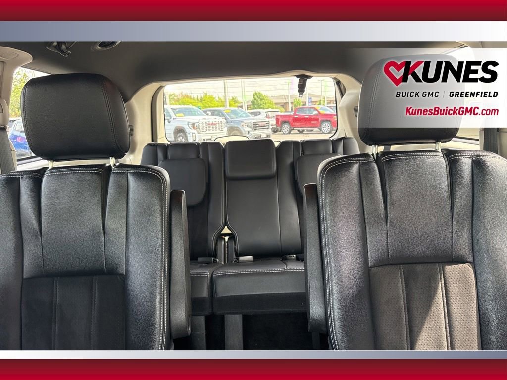 Used 2017 Dodge Grand Caravan SXT FWD image 31