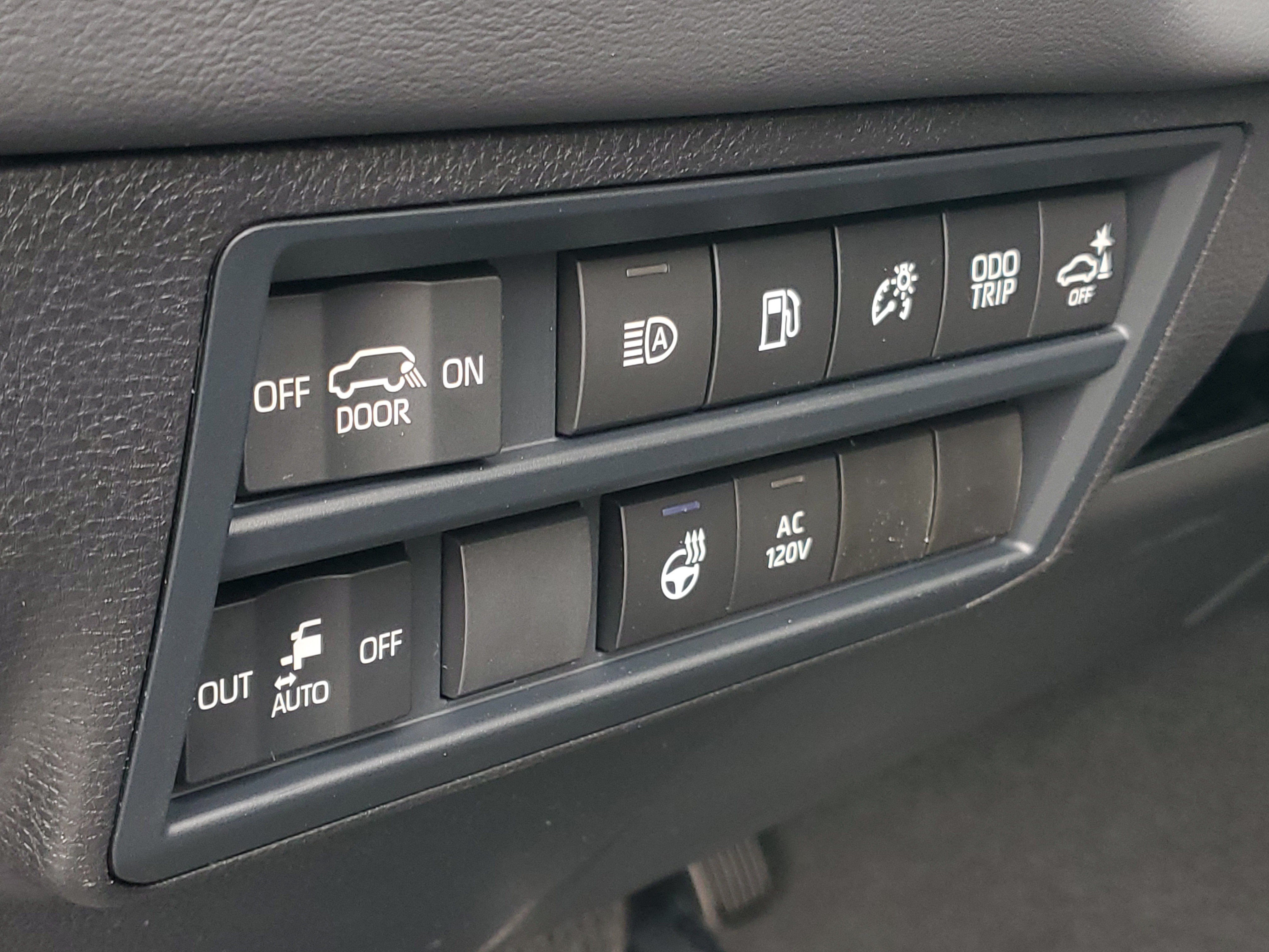 New 2026 Toyota Sequoia Platinum AWD/4WD image 24