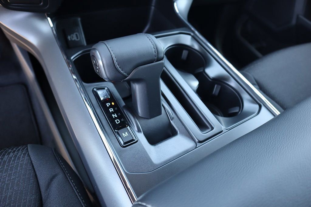 New 2025 Ford F150 XLT w/ Equipment Group 302A MID image 9