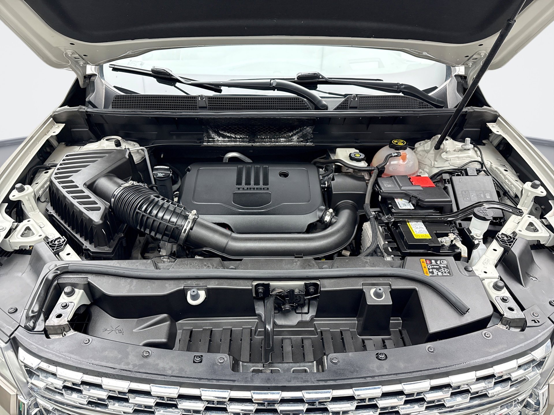 Used 2023 GMC Acadia Denali w/ Denali Technology Package image 29