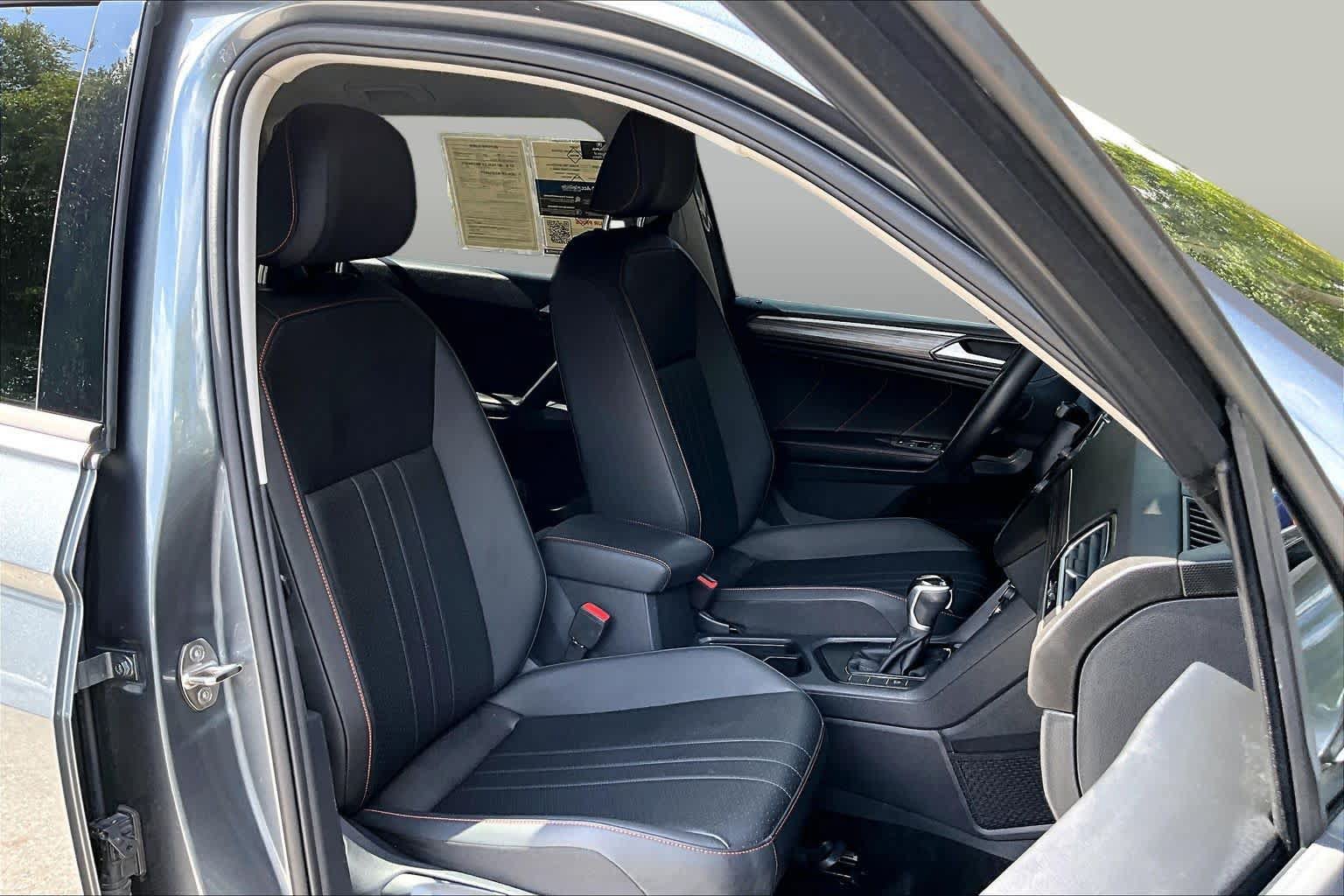 Used 2024 Volkswagen Tiguan Wolfsburg Edition FWD image 9