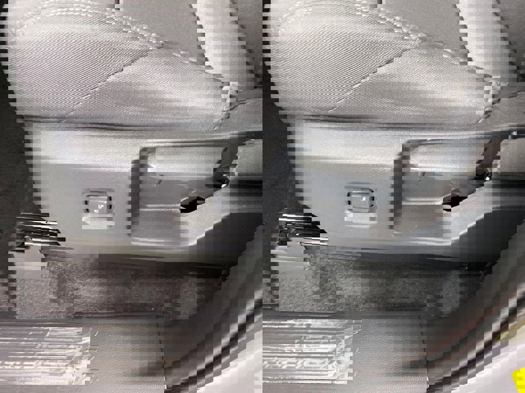 New 2026 Toyota Tacoma SR5 image 9