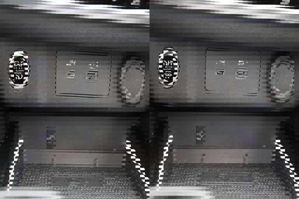 Used 2023 Nissan Rogue Platinum w/ Platinum Premium Package image 25