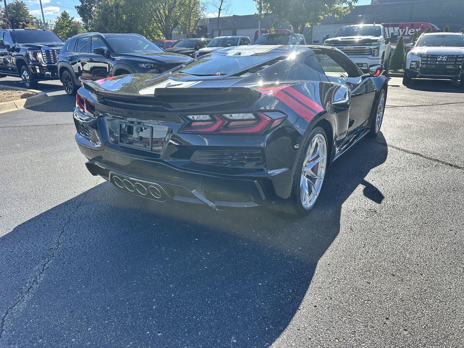 Used 2027 Chevrolet Corvette Grand Sport w/ Z52 Sport Performance Package RWD image 33