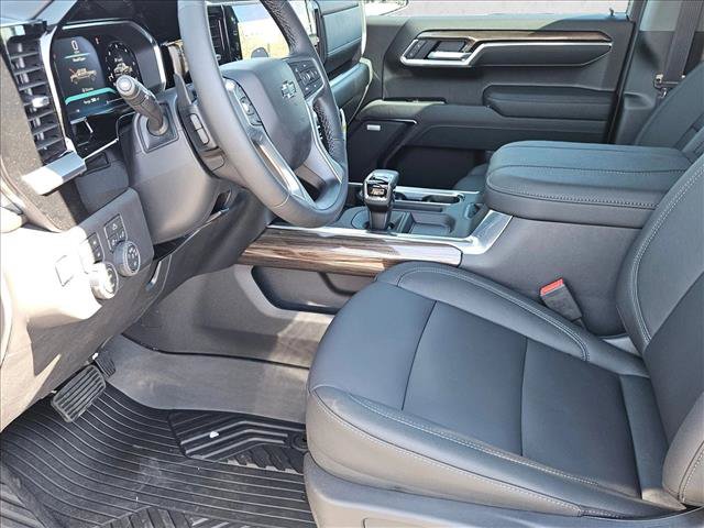 New 2026 Chevrolet Silverado 1500 RST w/ Z71 Off-Road Package AWD/4WD image 15