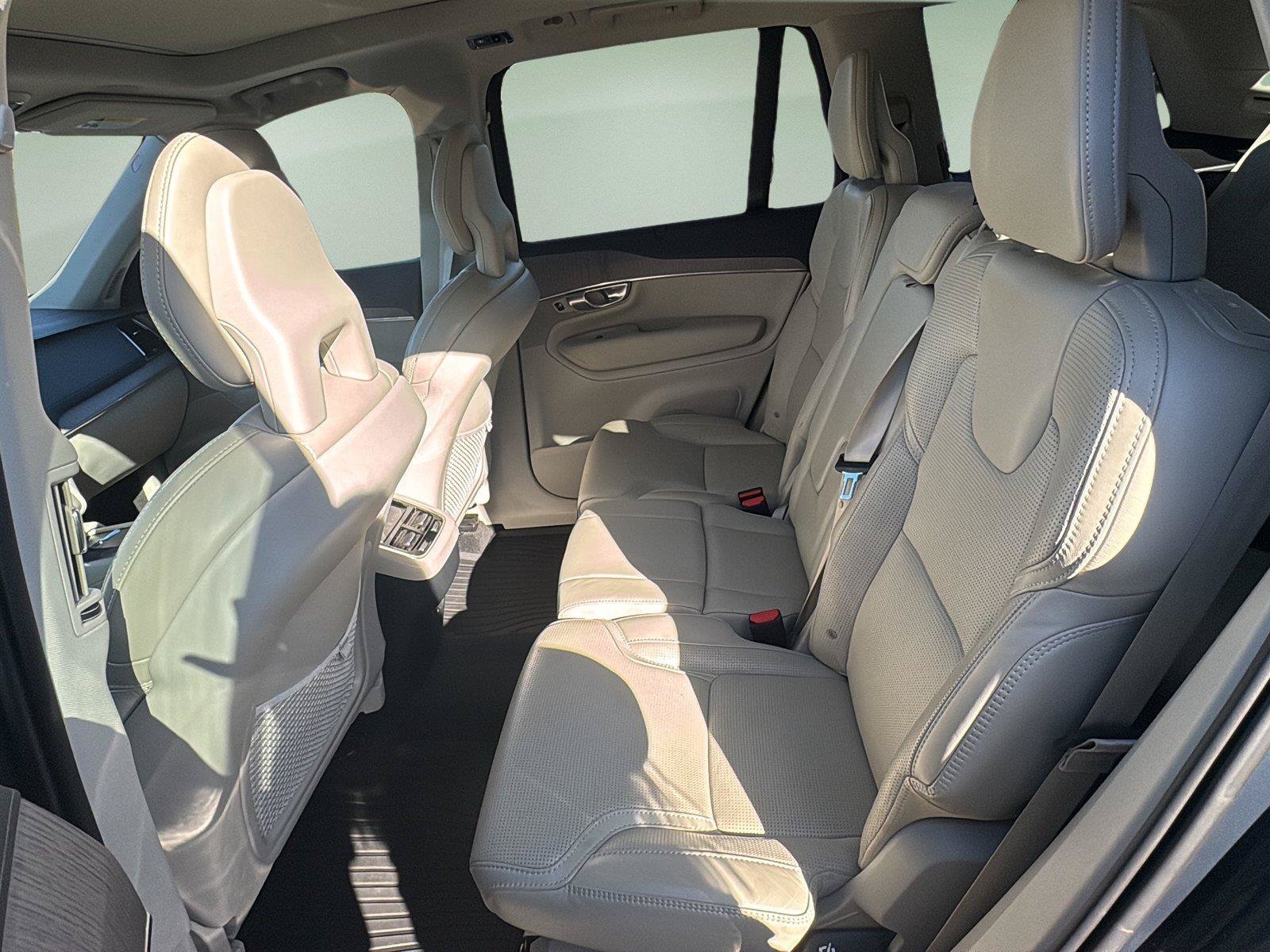 Used 2021 Volvo XC90 T6 Inscription w/ Advanced Package AWD/4WD image 28