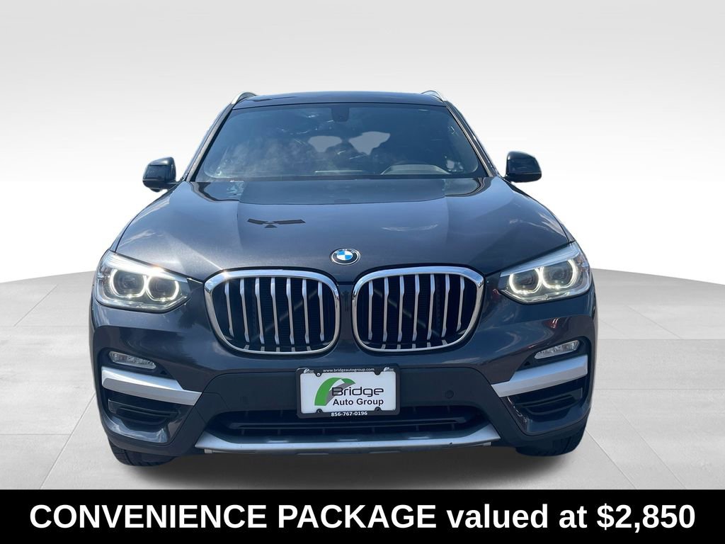 Used 2018 BMW X3 xDrive30i w/ Convenience Package AWD/4WD image 2