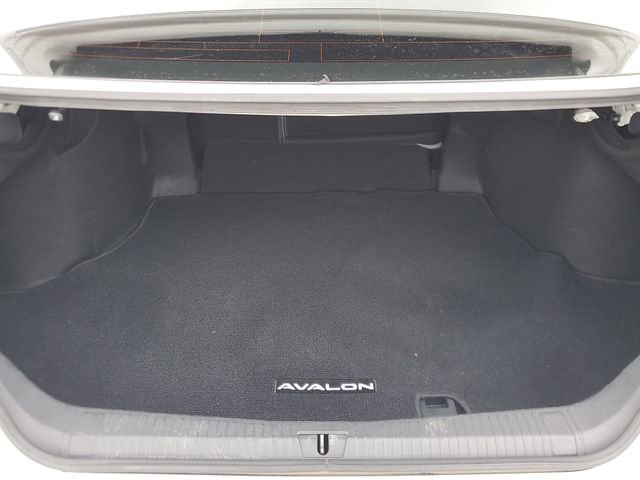 Used 2019 Toyota Avalon XSE w/ Carpet Mat Package FWD image 6