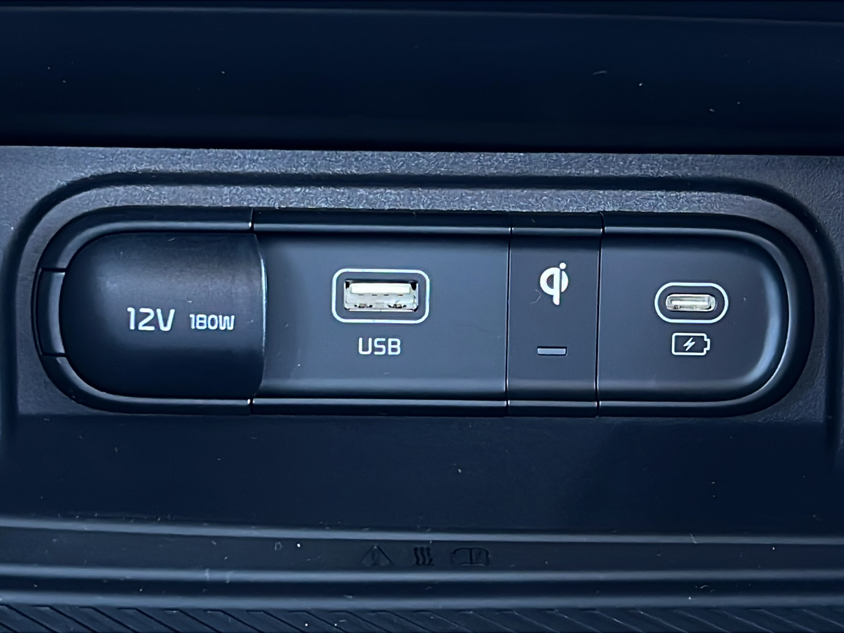 Certified 2025 Kia Sportage SX FWD image 20