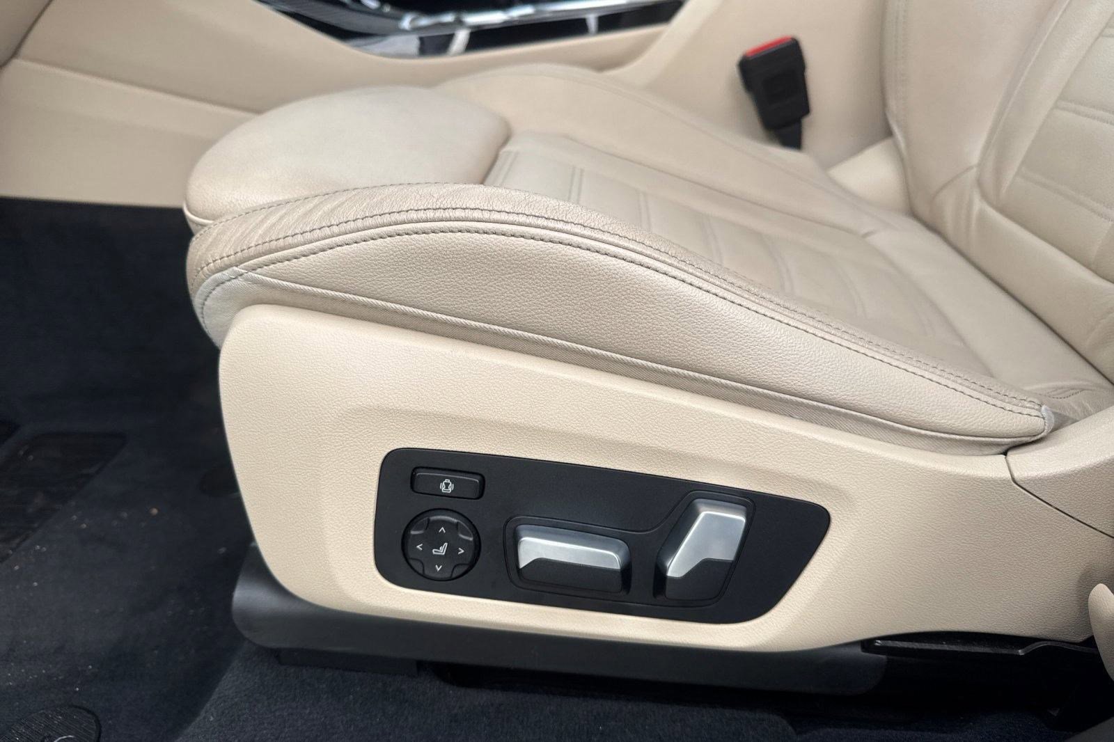 Used 2018 BMW X3 M40i image 13